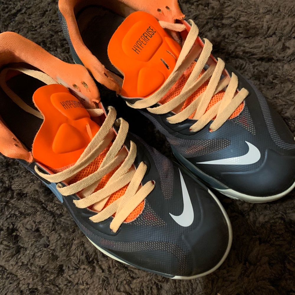 Nike Hyperfuse Zoom Low Basketball Sneakers(Men) - Picture 3 of 3